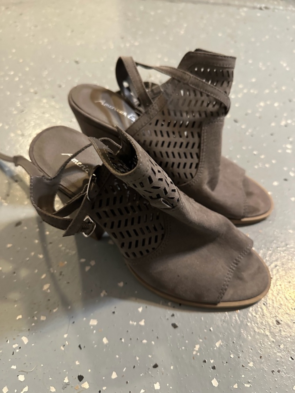 Women’s Grey Cutout Peep-Toe Heels